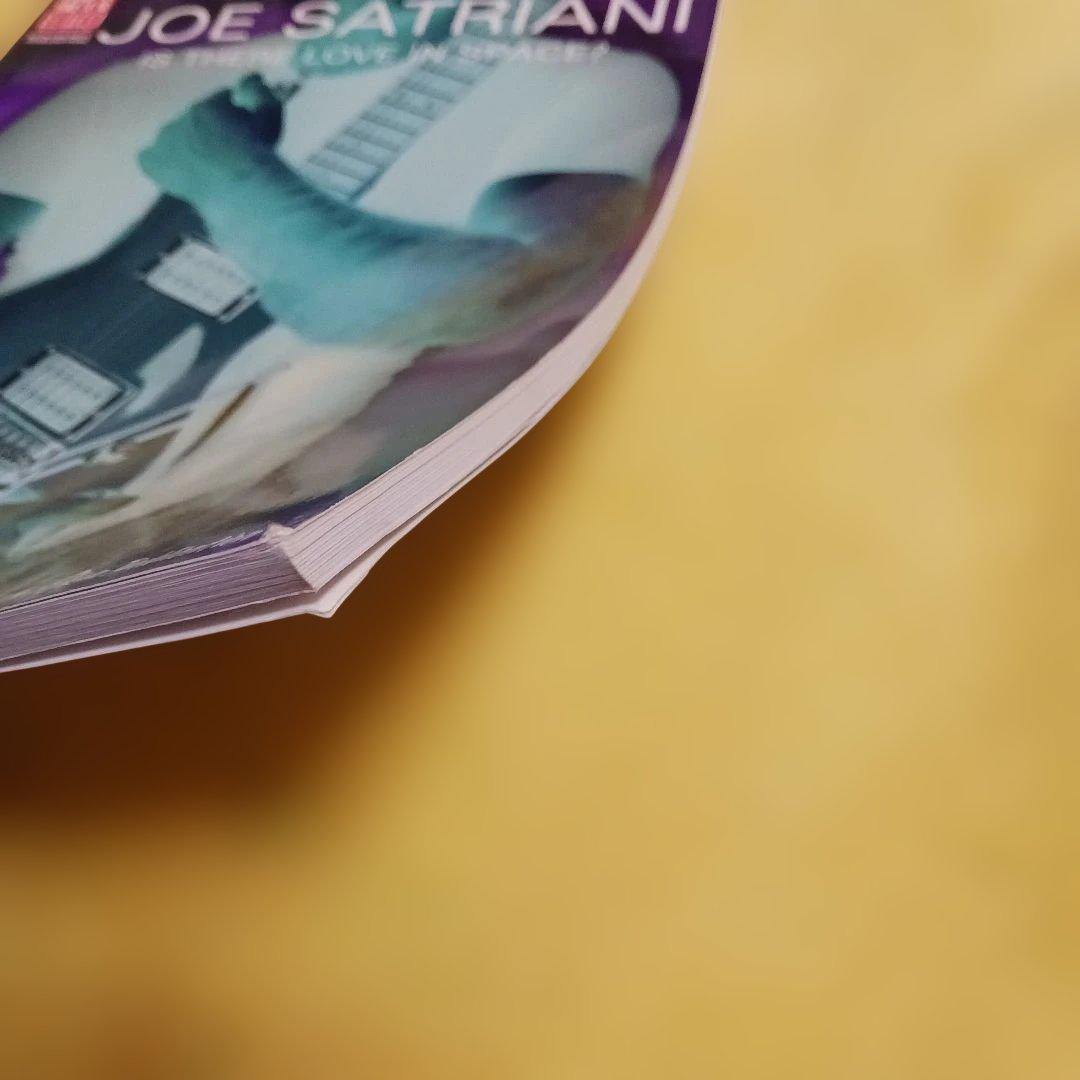 輸入楽譜JOE SATRIANI IS THERE LOVE IN SPACE？