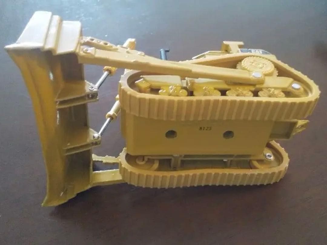 CAT D10N Tractor ノースコット社製 1/50スケール