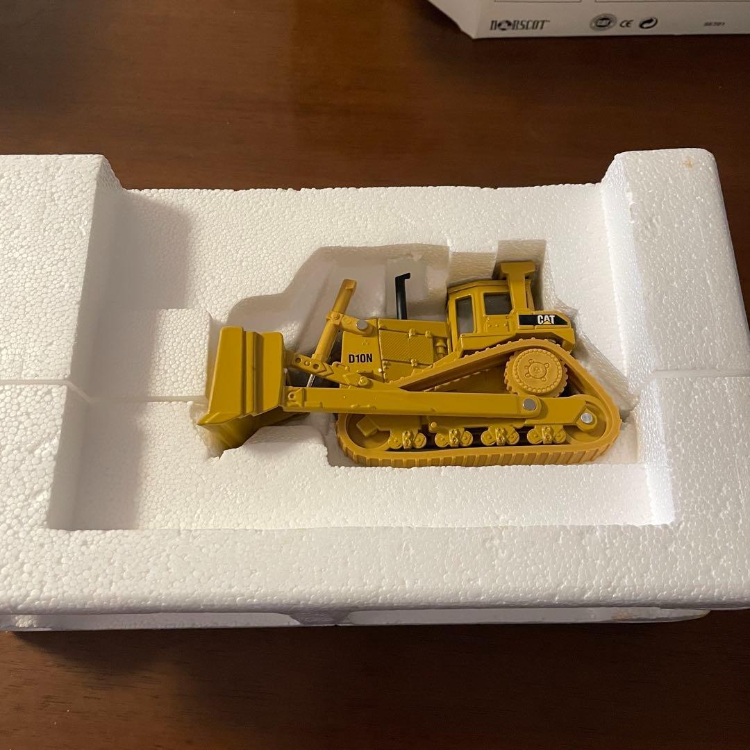 CAT D10N Tractor ノースコット社製 1/50スケール