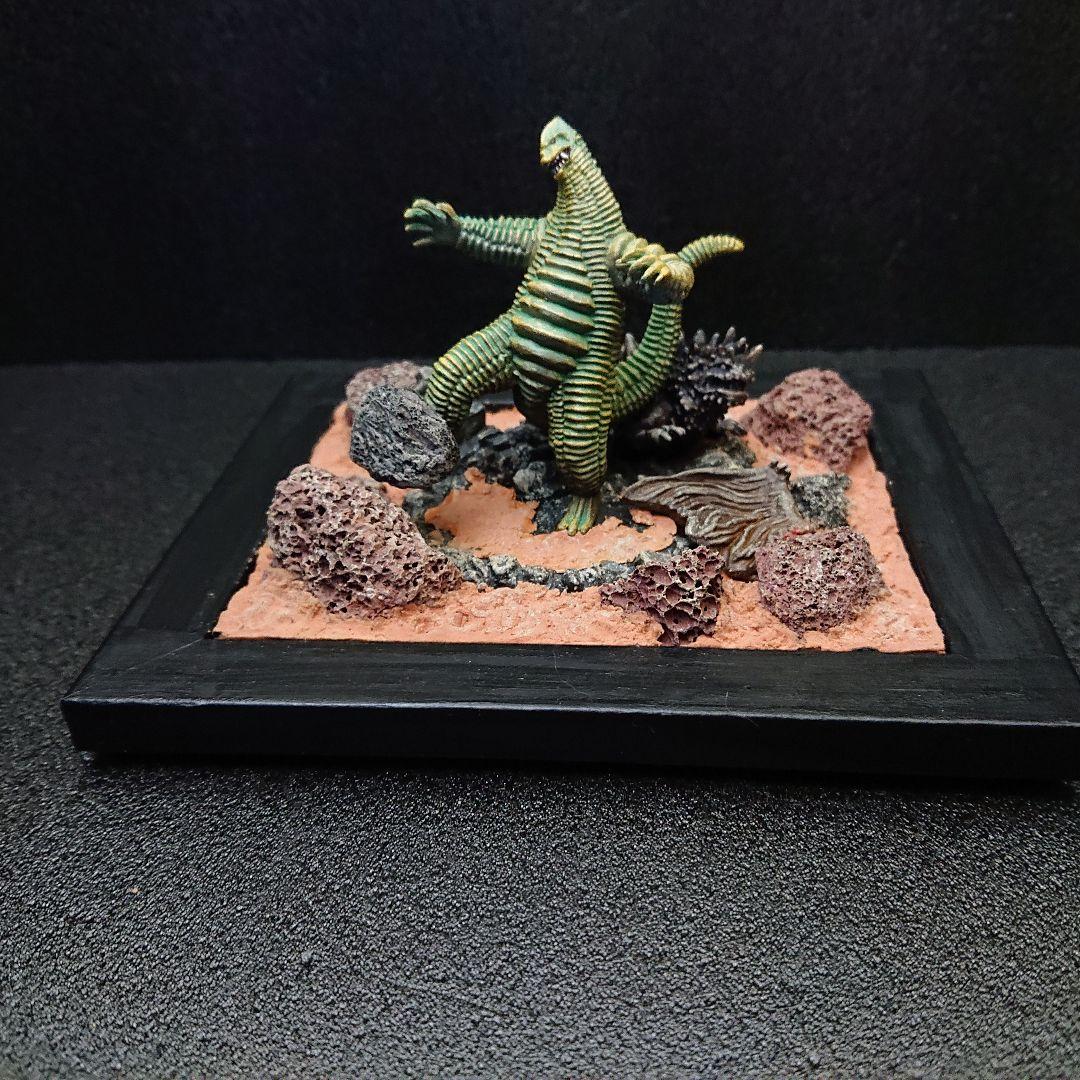 レッドキング (初代ウルトラマン) ミニジオラマ