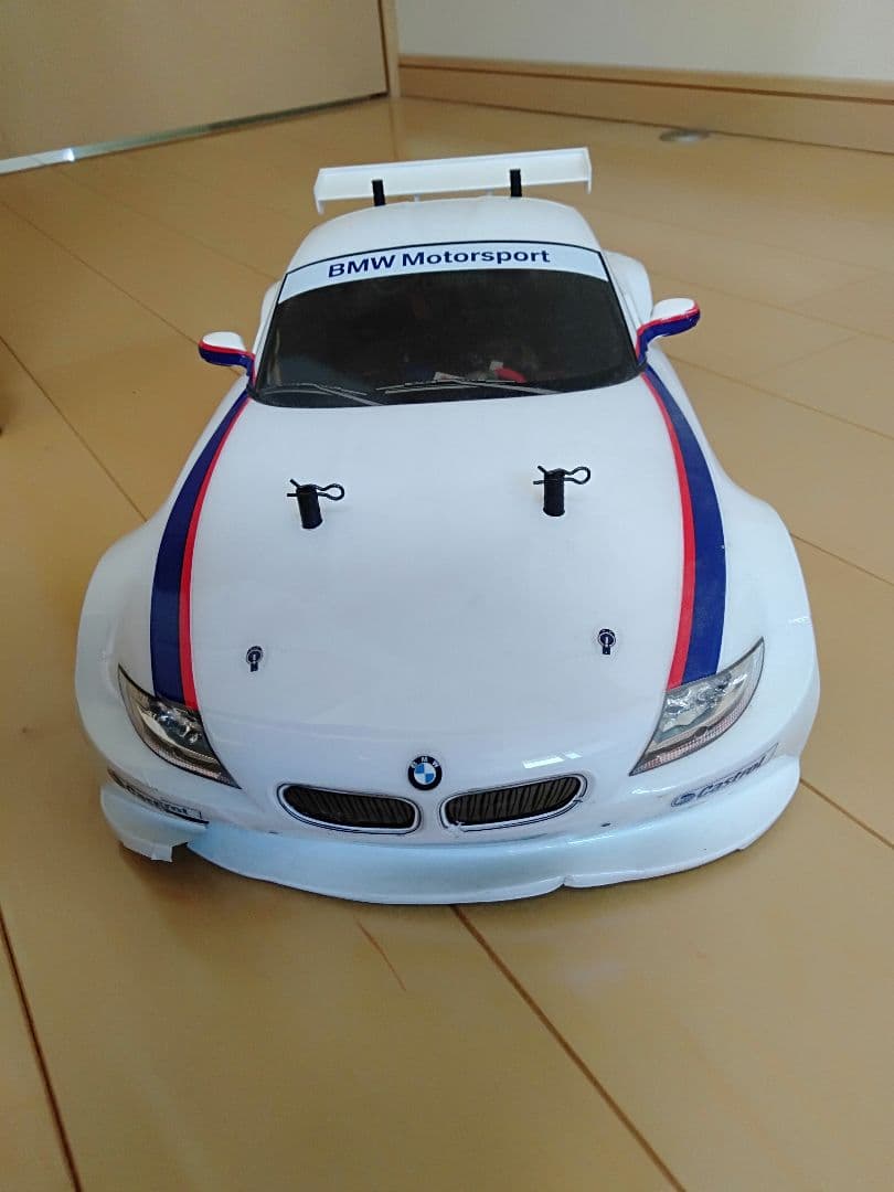 ラジコン　本体のみ