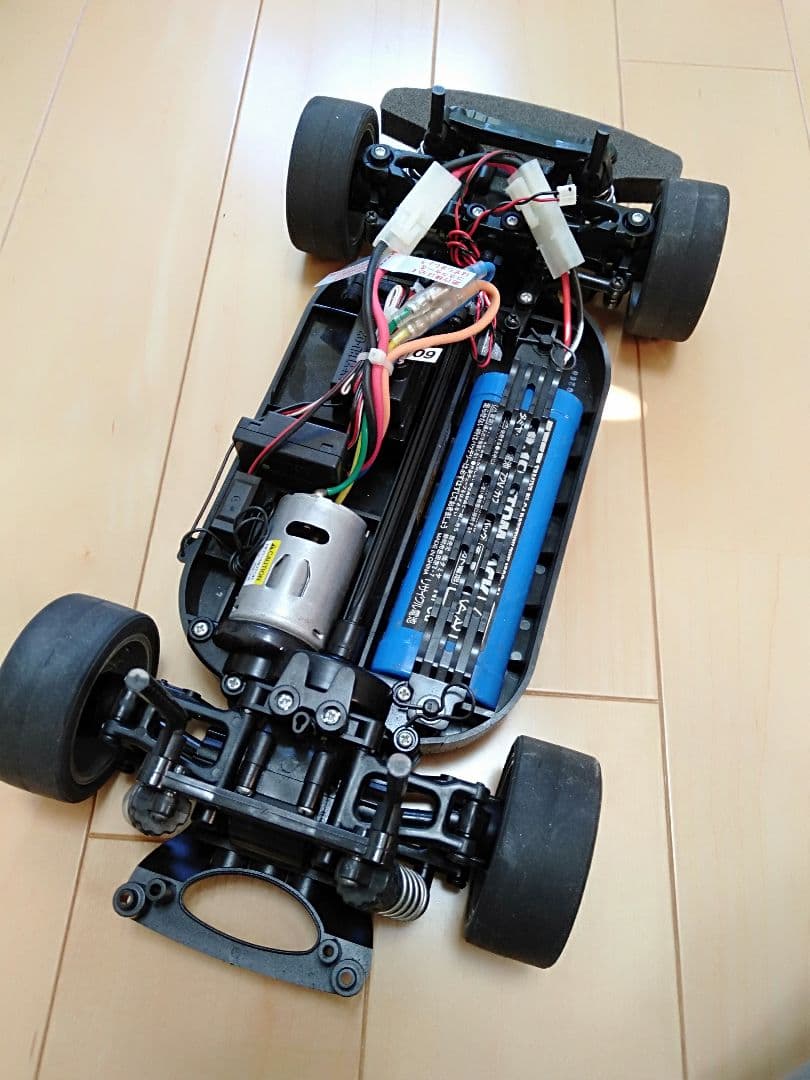 ラジコン　本体のみ