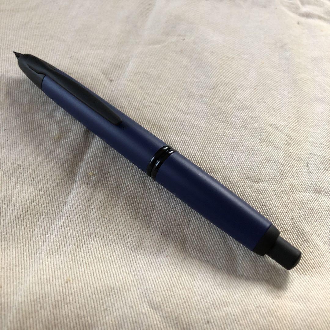 パイロット　海外版キャップレス万年筆　マットブルー