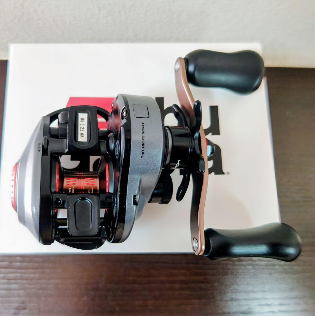 アブガルシア レボ SX ロケット 左 REVO5SXRKTLP-L 9.0:1