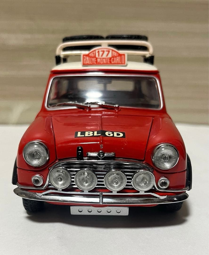 京商 1/18 モーリス ミニクーパー 1275S '67ラリー