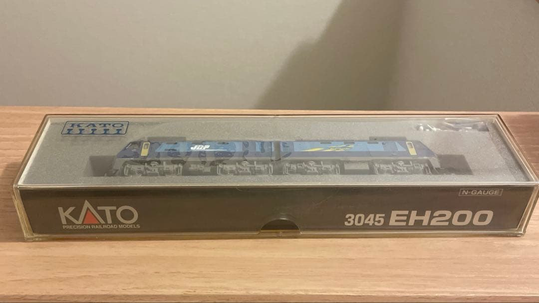KATO 3045 EH200& 10-825 タキ1000