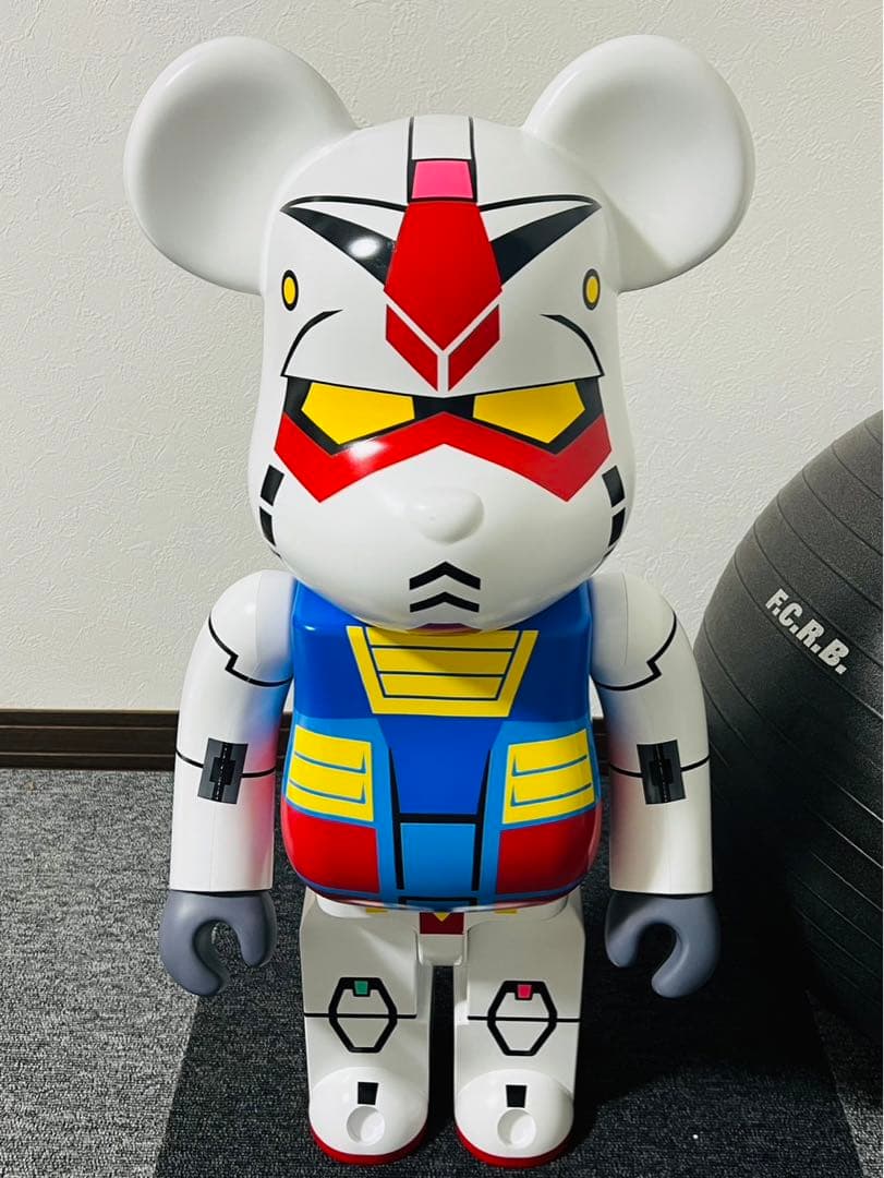 ベアブリック ペプシ 当選品 1000% 機動戦士ガンダム 世界250個限定