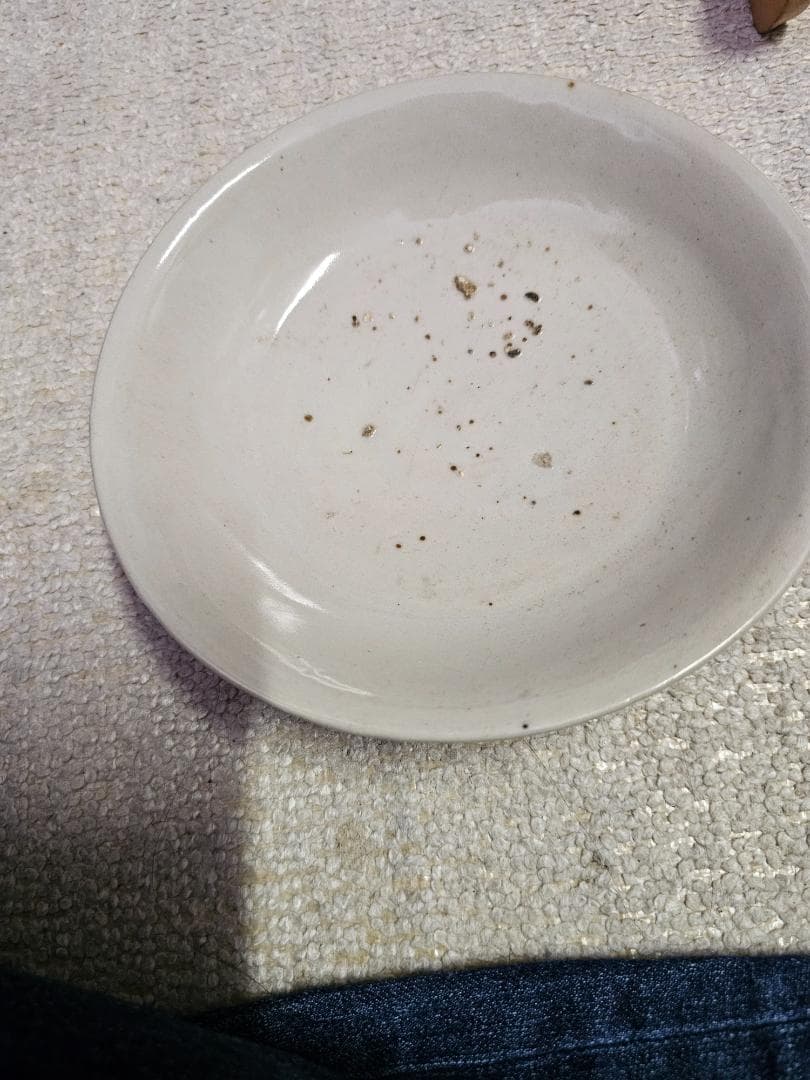 で 中国 明時代 白磁皿 振りものあります