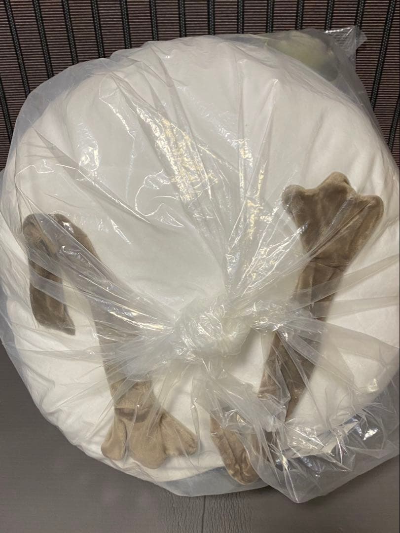 ガルル モンスターハンター　もちカワクッション フワフワクイナ　ぬいぐるみ