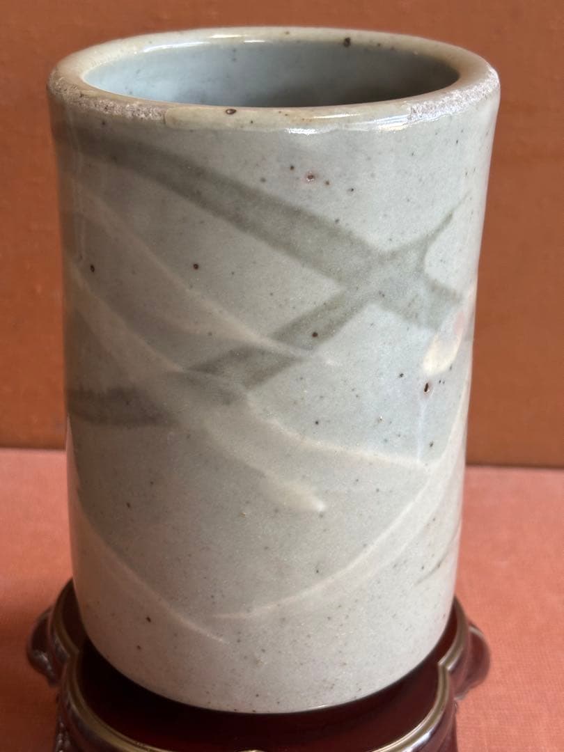 やまちゃん河井寛次郎作灰黒白釉掛回文筒瓶　検森を通る木枯　一品物