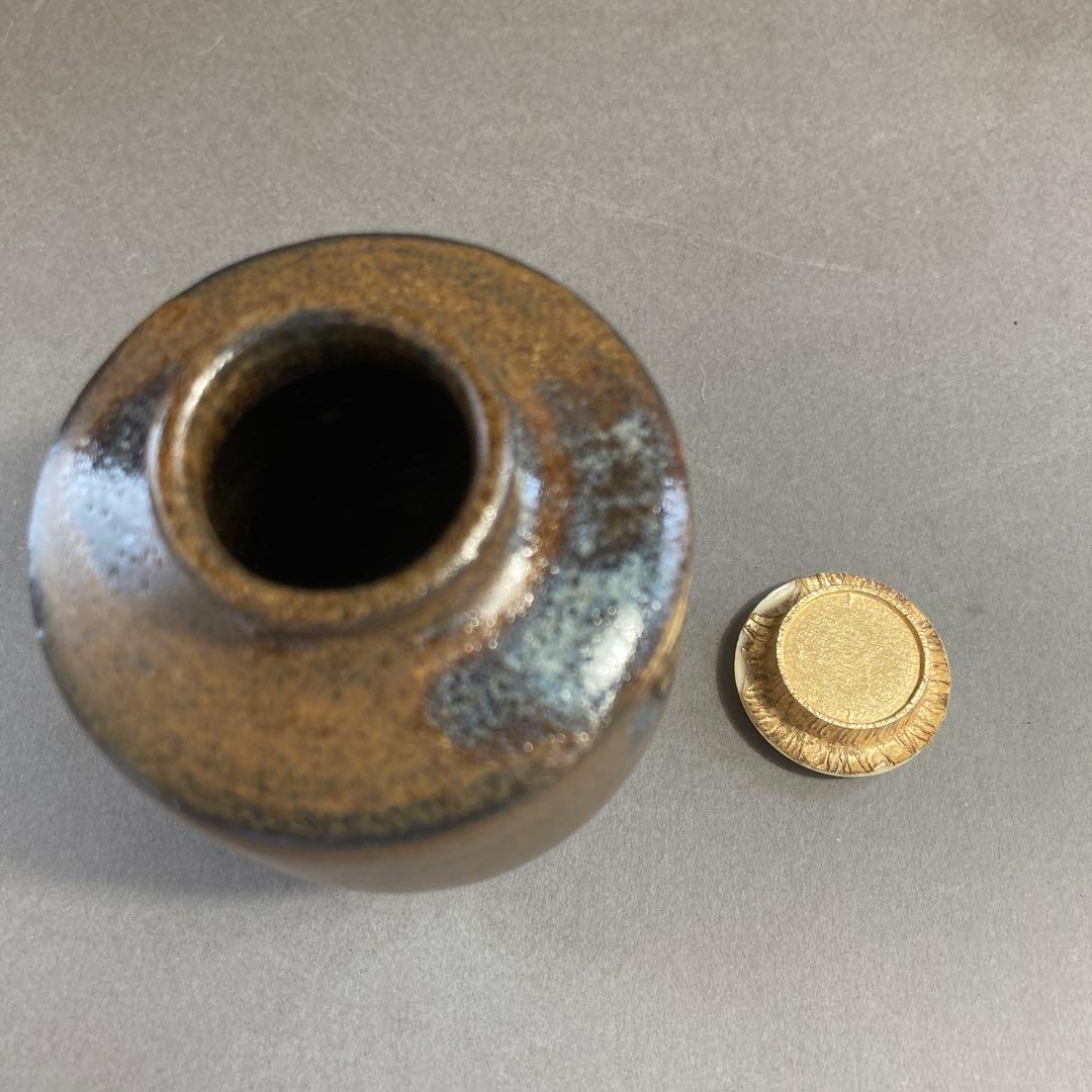 茶道具　肩衝茶入　仕覆　洛東定一(桶谷定一と推定)造　蓋金箔一部捲れ　S29CH