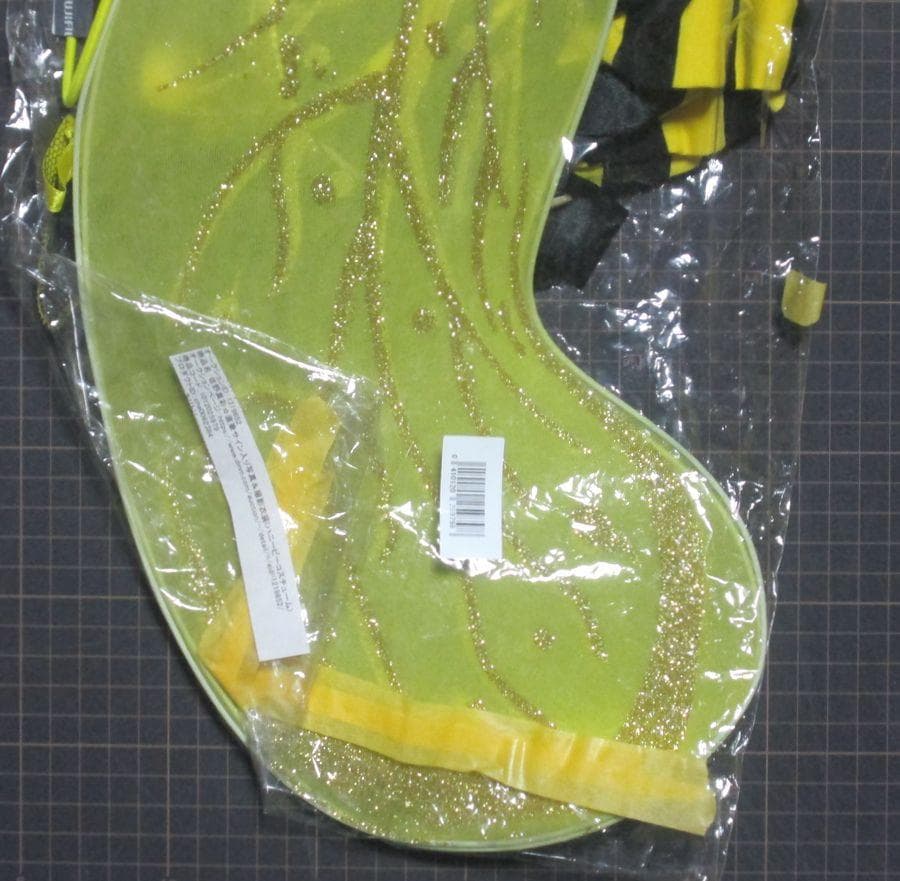 超レア【DMM】元RQ佐野真彩 直筆サイン入り写真＆撮影衣装hb