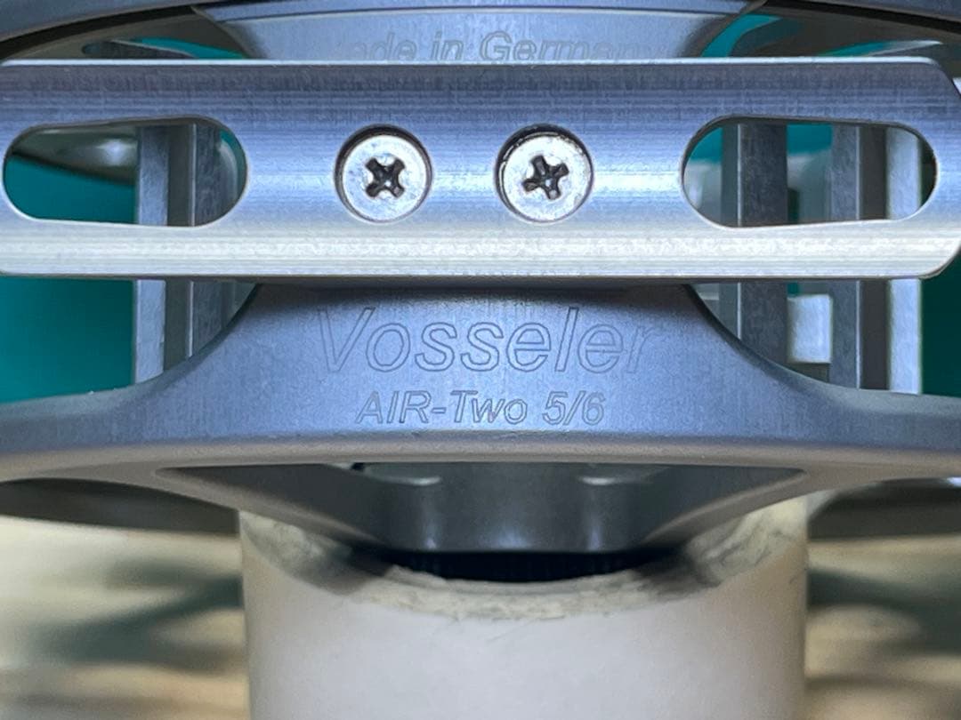 VOSSER AIR-TOW 5/6　シルバー　　フライリール