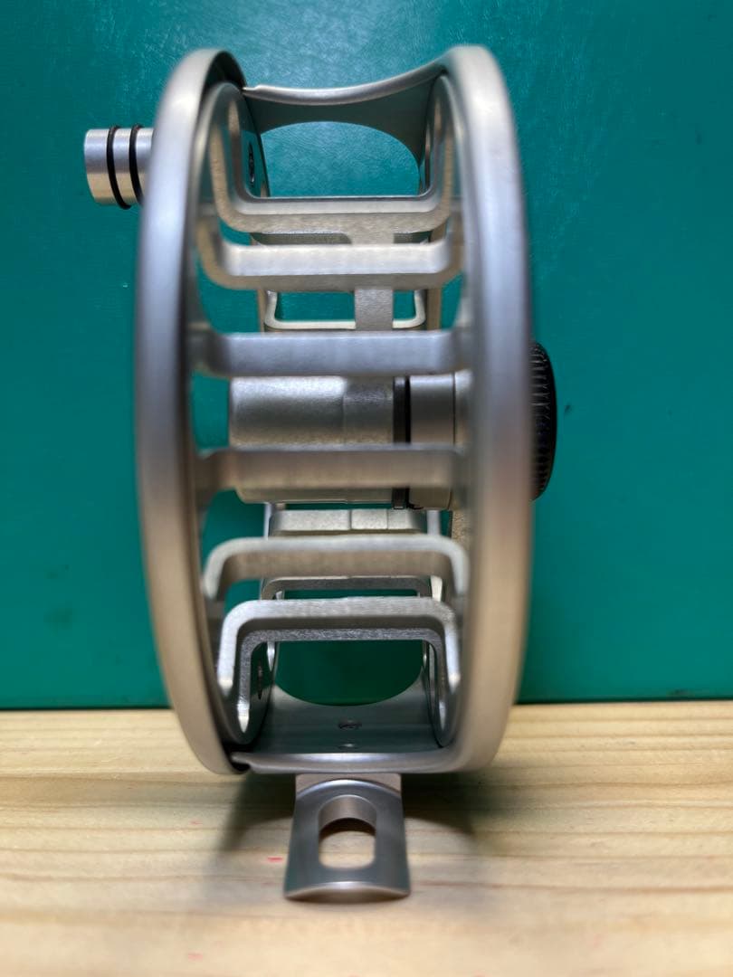 VOSSER AIR-TOW 5/6　シルバー　　フライリール