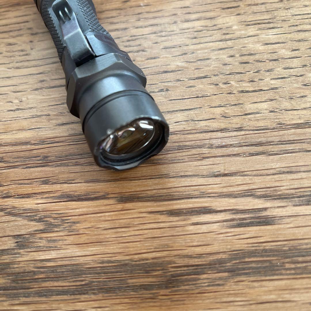 SureFire L1 Digital フラッシュライト