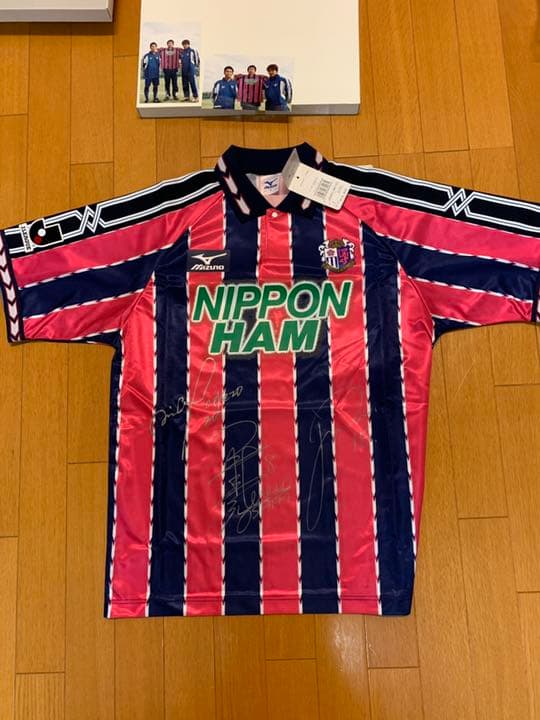 激レア‼️セレッソ大阪 直筆サイン入りユニホーム 当選品 西澤、森島、大久保嘉人