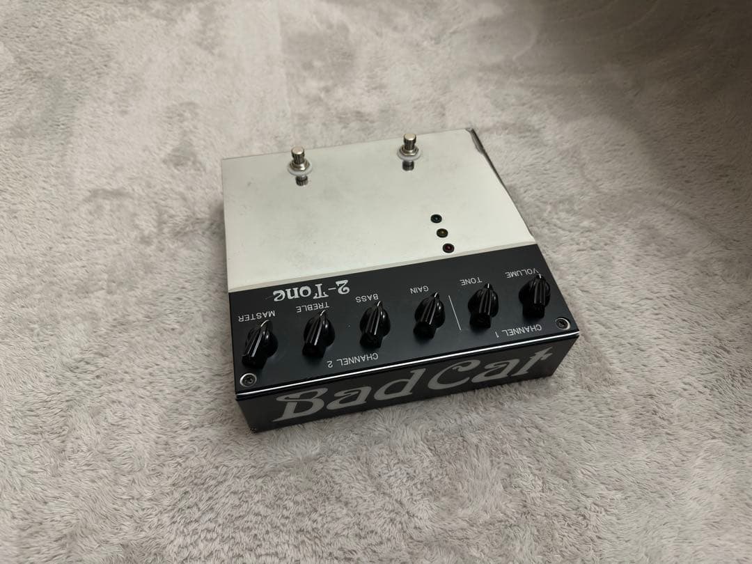 ギター Bad Cat 2-Tone