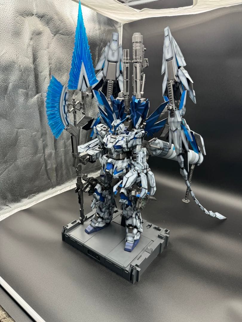 PG ユニコーンガンダムペルフェクティビリティ 改修済塗装済　ガンプラ全塗装