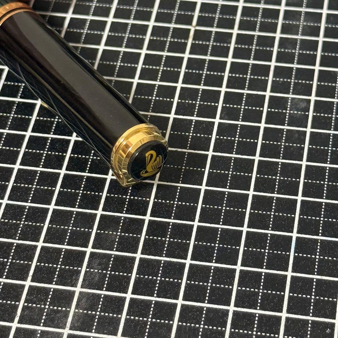 ペリカン ローラーボール R400 緑縞