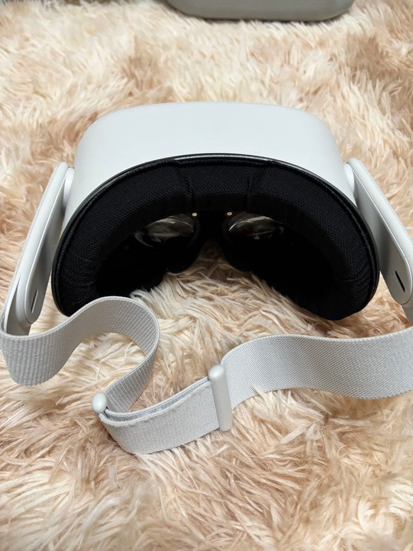  Quest 2（256GB）＋ ANKER 充電機能付きスタンドセット