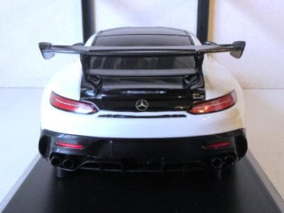 特価 MINICHAMPS 1/18 メルセデス AMG GT ブラックシリーズ