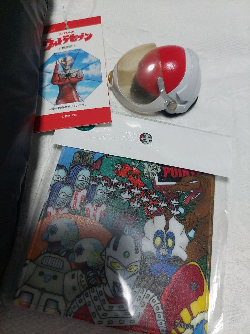 ウルトラセブン折り畳み傘、ミラー、キーホルダー キーホルダーに多少の劣化あります