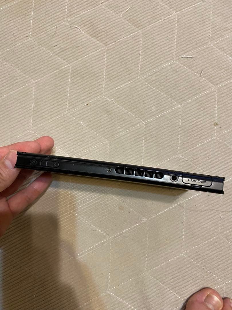 ◆動作確認済◆ Nintendo Switch 本体のみ 傷あり ジョイコンなし