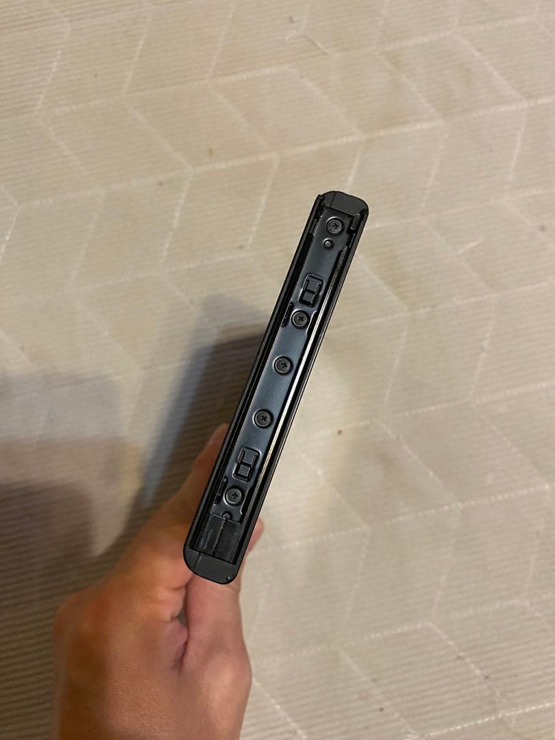 ◆動作確認済◆ Nintendo Switch 本体のみ 傷あり ジョイコンなし