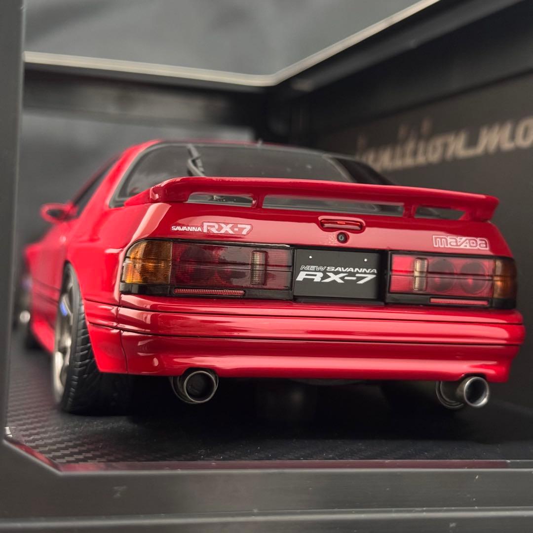 イグニッションモデル1/18 RX7 FC3S Red IG0218 廃盤レア