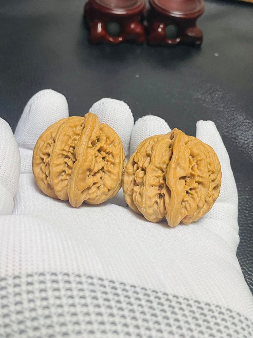 厚揚げNo.411❤️遊ぶクルミ　文玩核桃 希少変高級種平谷九龙