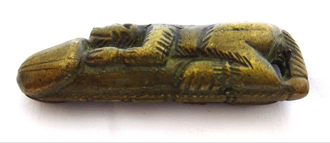 ヴィンテージ タイ 真鍮製 御守り 置物 男性器モチーフ 虎装飾 重厚感あり