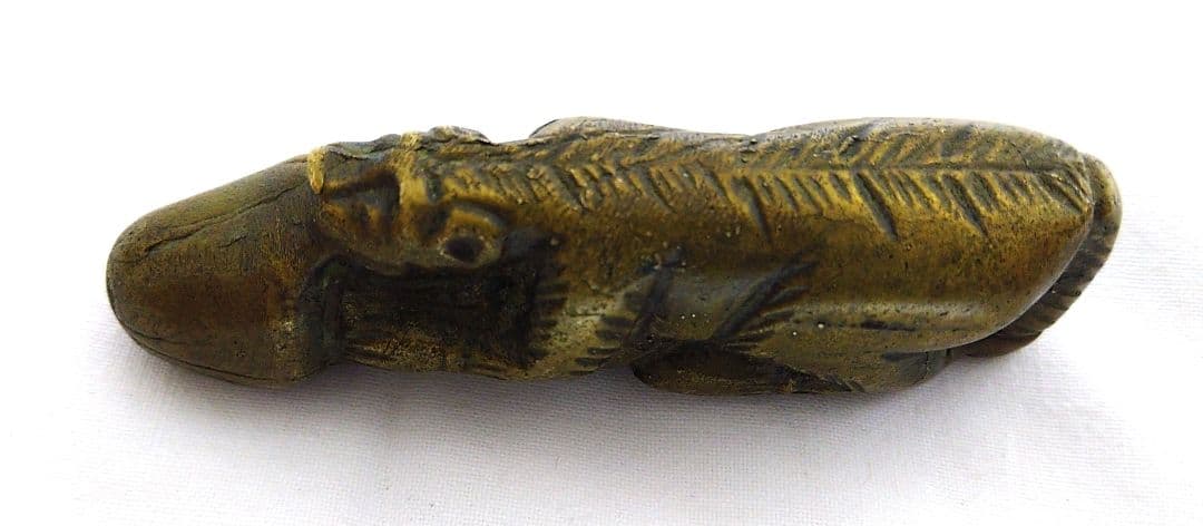 ヴィンテージ タイ 真鍮製 御守り 置物 男性器モチーフ 虎装飾 重厚感あり