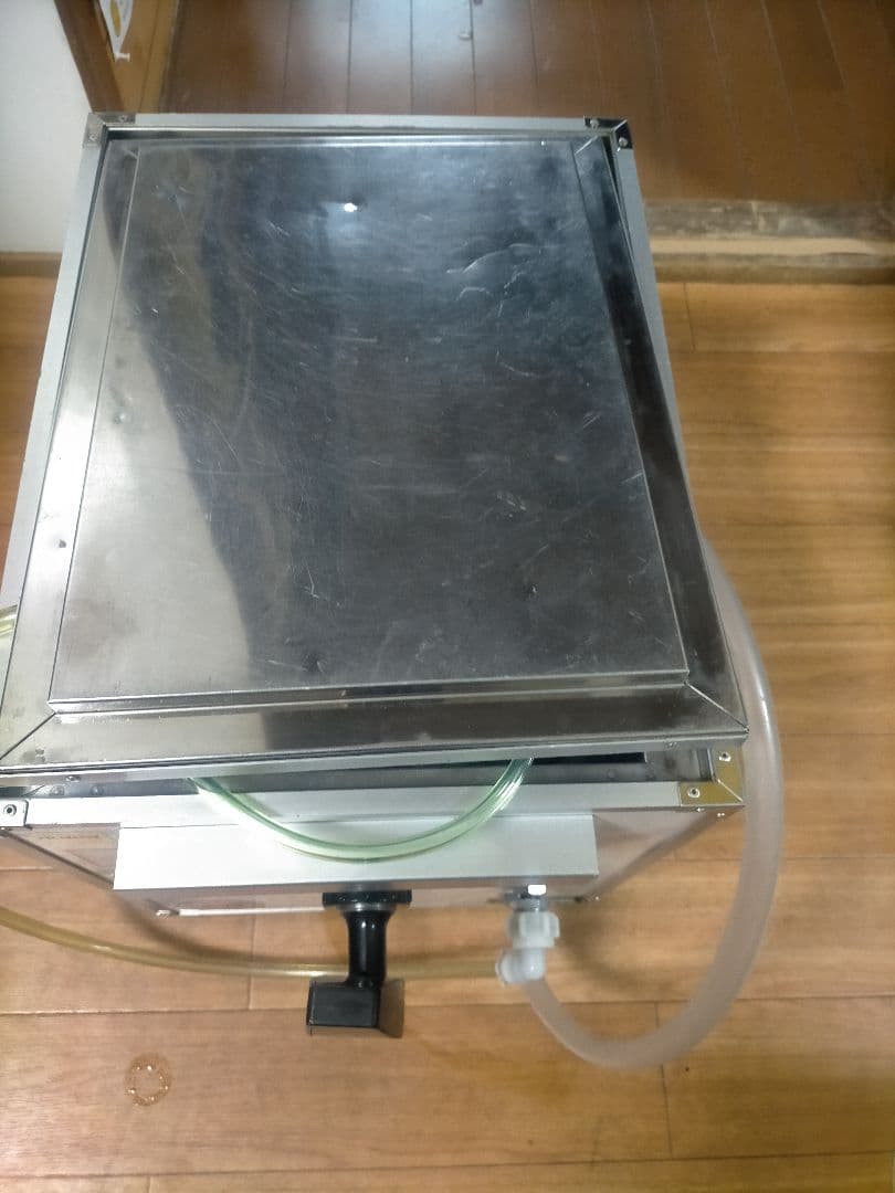 キリンビール氷式サーバーコンセント不要。減圧弁、洗浄タンク付き1式