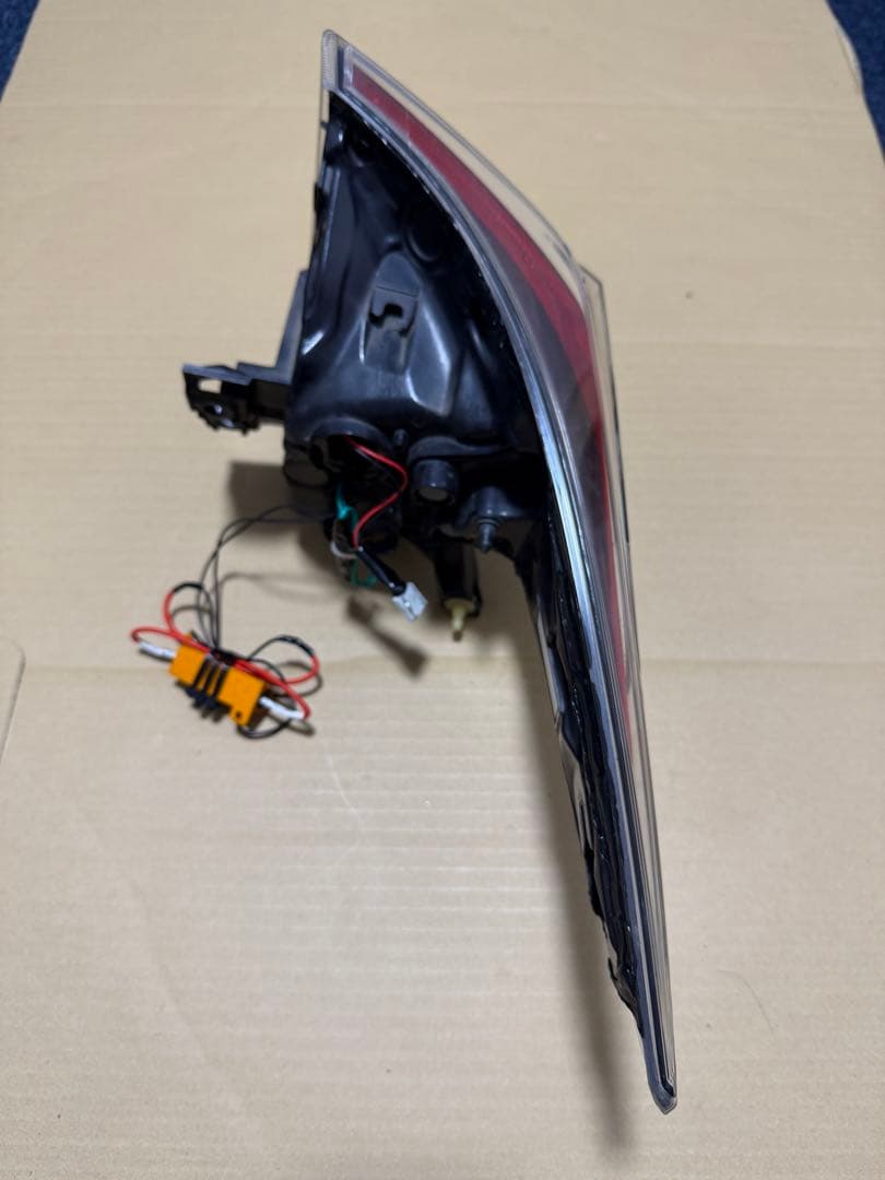 【ディエゴ】50プリウス テールランプ シーケンシャル