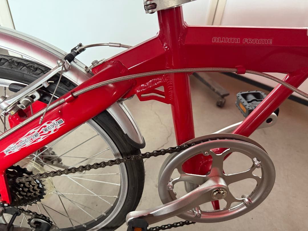 サカモトテクノ　カリブーライト・オート　ポリッシュ　6段変速　折り畳み20インチ