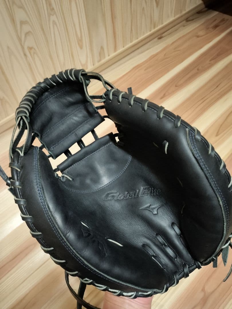 Mizuno Global Elite 軟式用キャッチャーミット SAKEBI