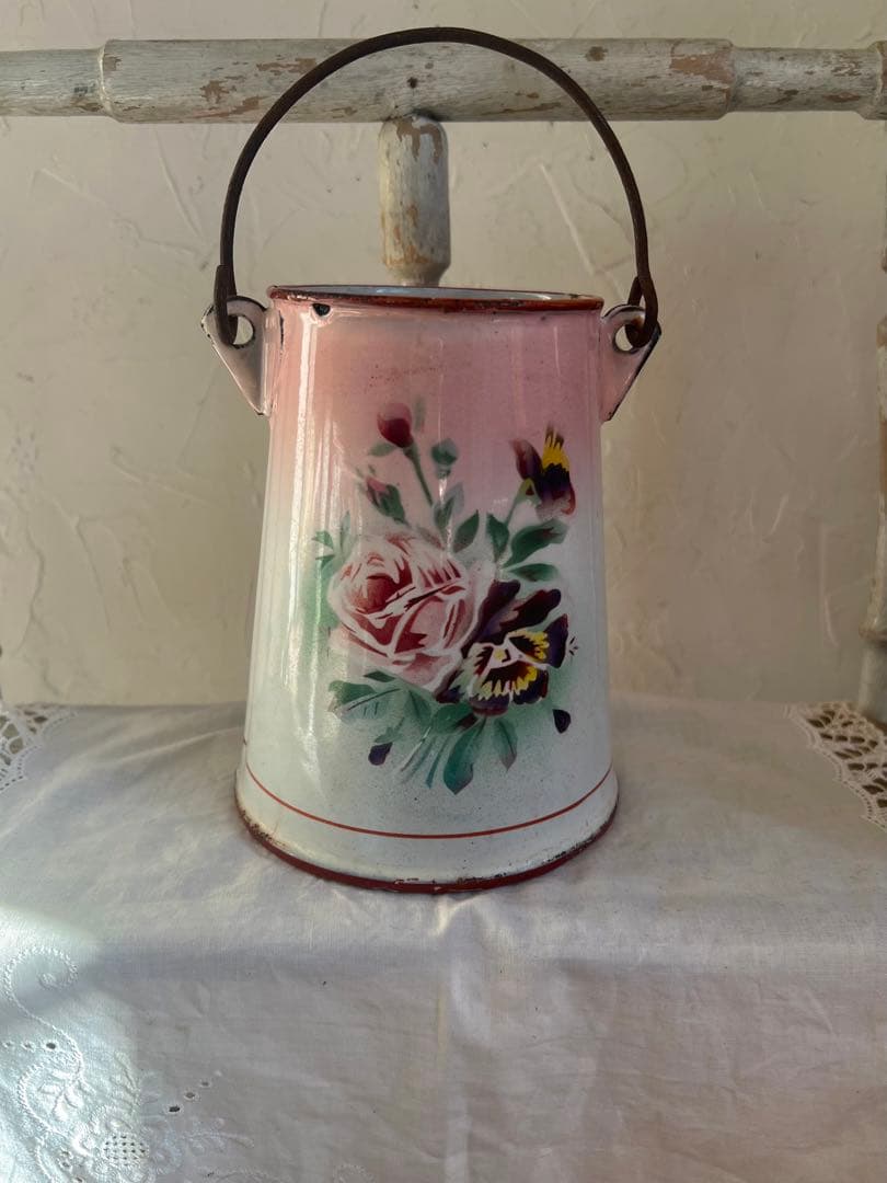 可憐♡アンティークホーロー　JAPY ウェディング　ピンク　小さな　ミルクポット