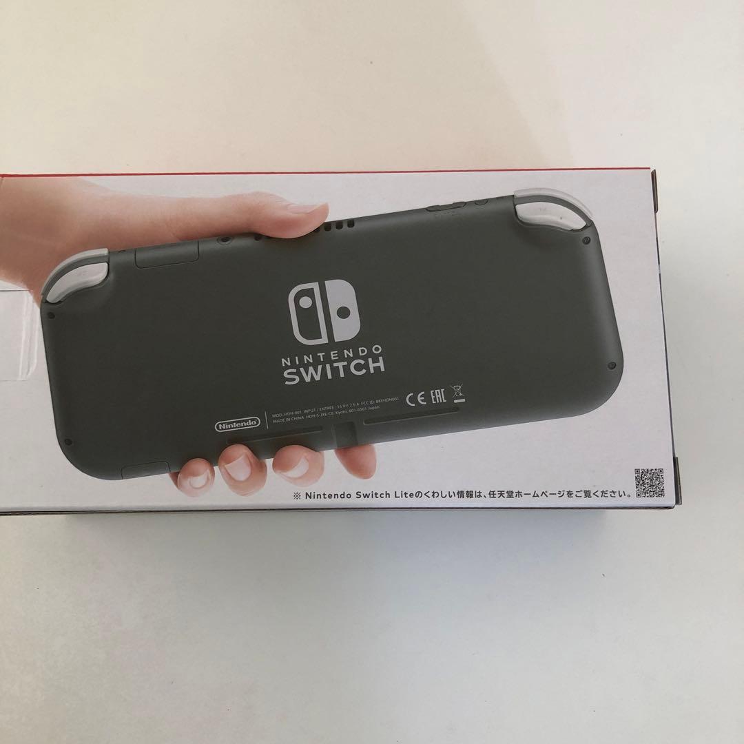 Nintendo Switchライト　グレー
