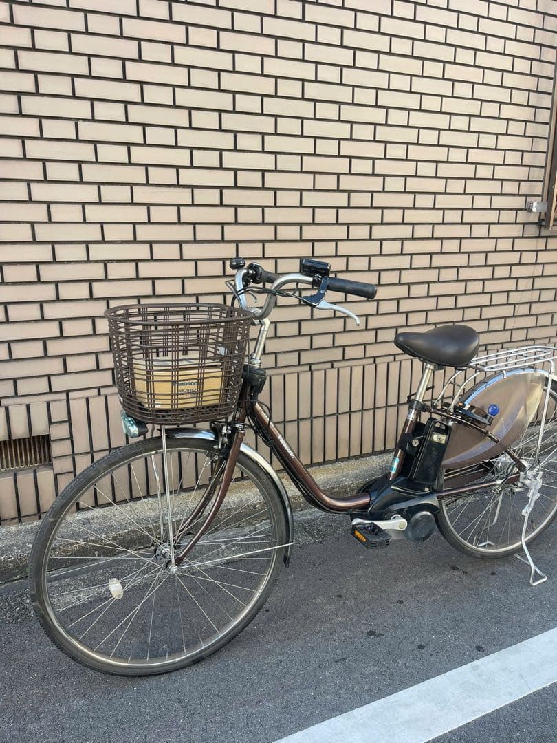 16Ah パナソニック電動アシスタント自転車26インチ。充電器箱付き