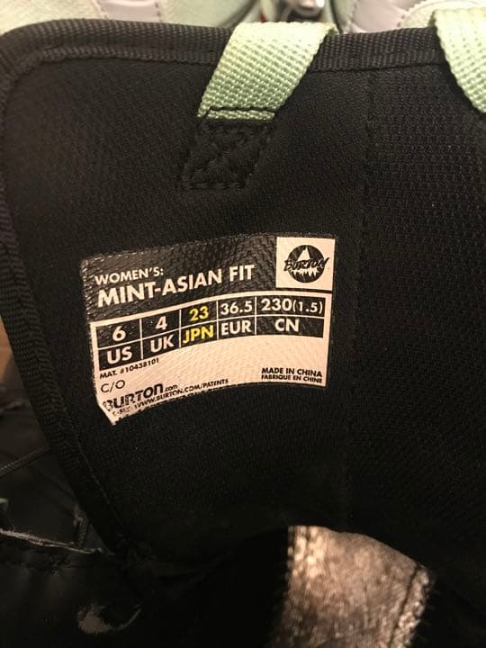 スノーボードブーツ　バートン