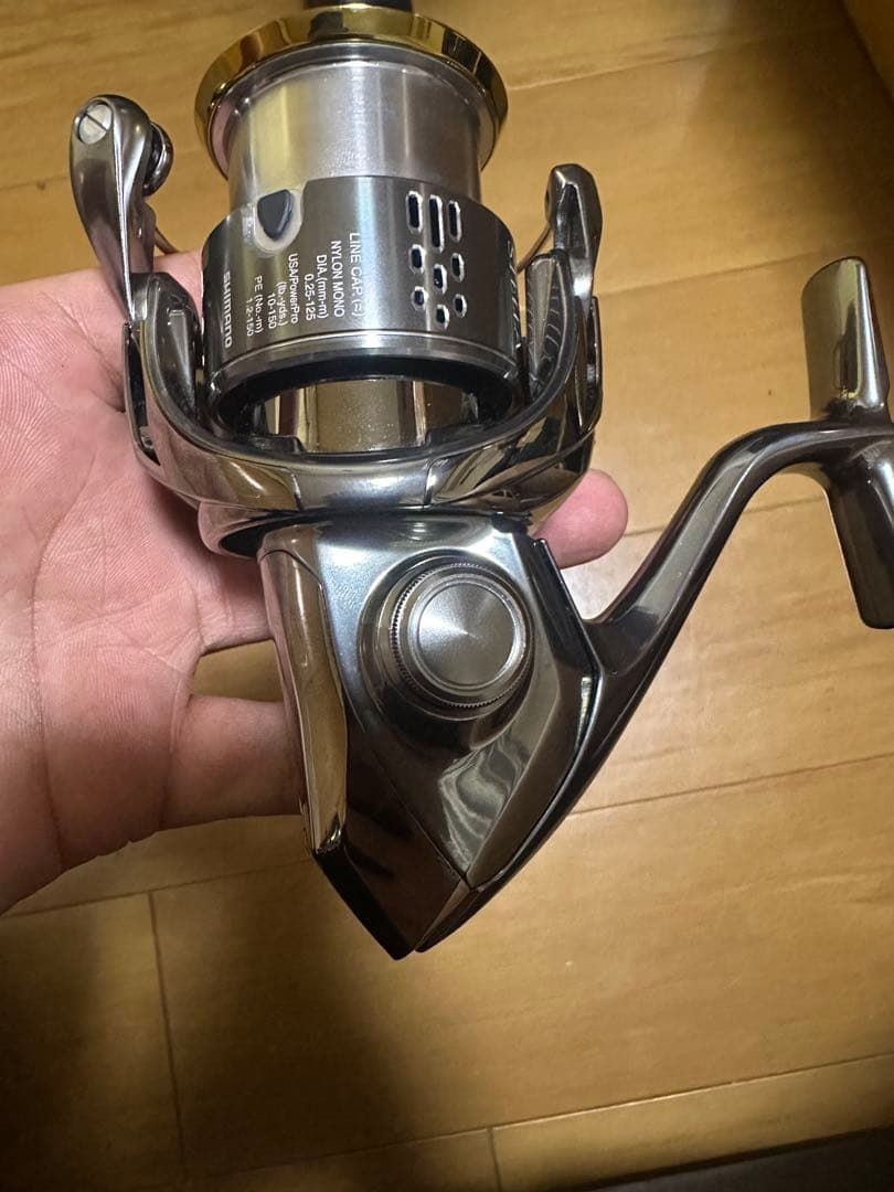 18STELLA 3000MHG スピニングリール