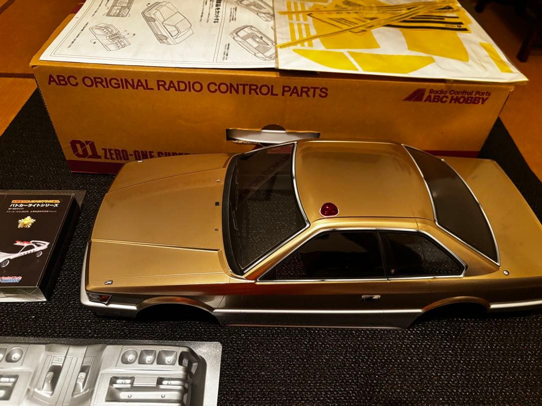 ABCホビー　レパード F31 前期型 ボディ（港302仕様)