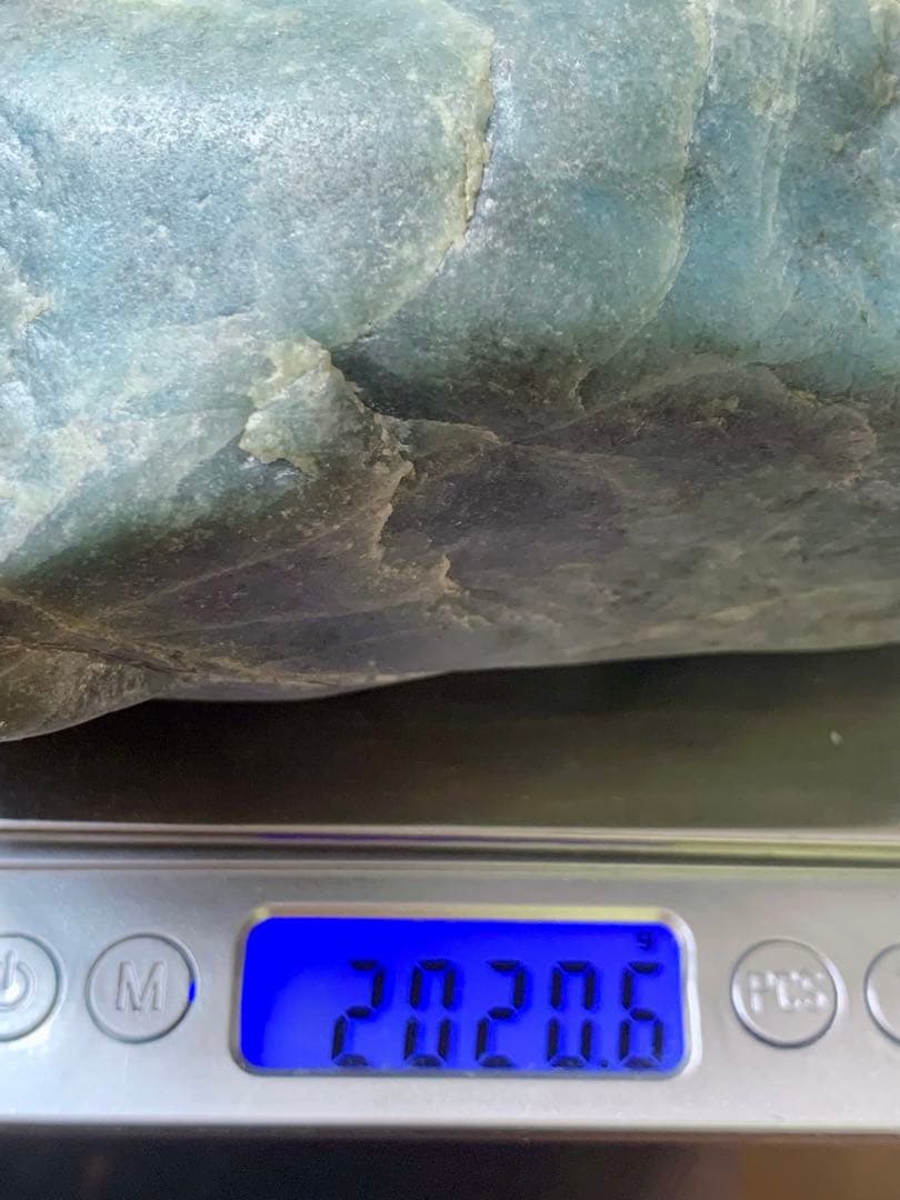 海翡翠　糸魚川入りコン沢青翡翠　海石　ほぼ非売品原石　水石　根付　国産鉱物標本