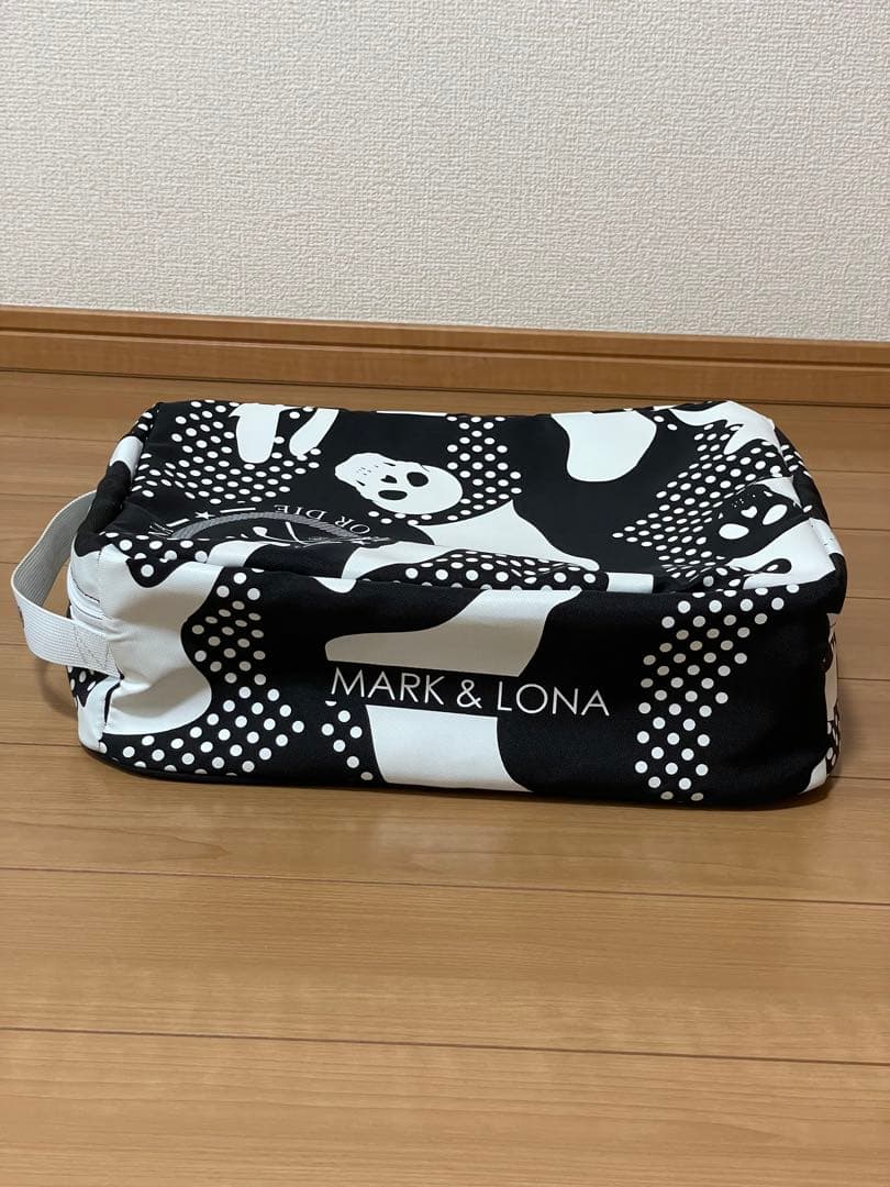 マークアンドロナ ゴルフシューズケース