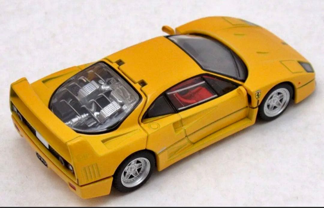 、1/64 LV-NEO トミカリミテッドヴィンテージ フェラーリ F40 黄色