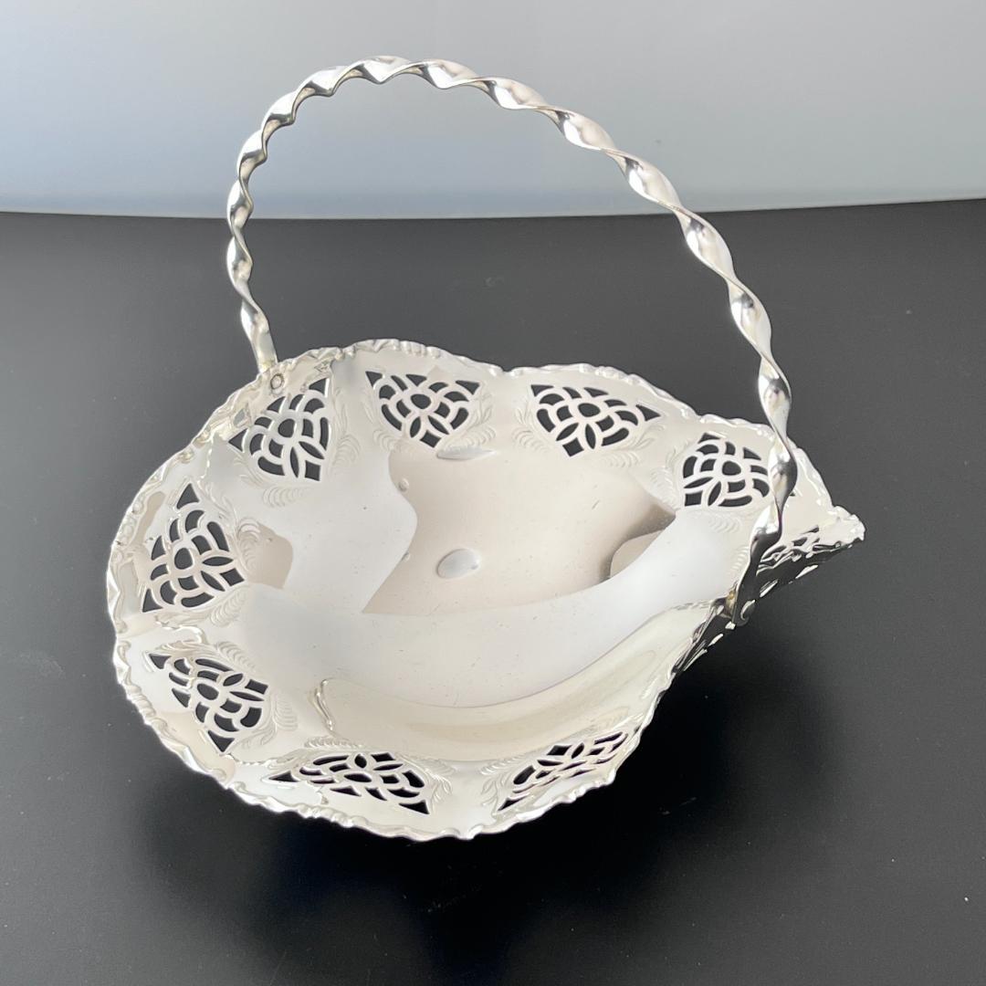 【英国】透かしのバスケットスタンド【シルバープレート】