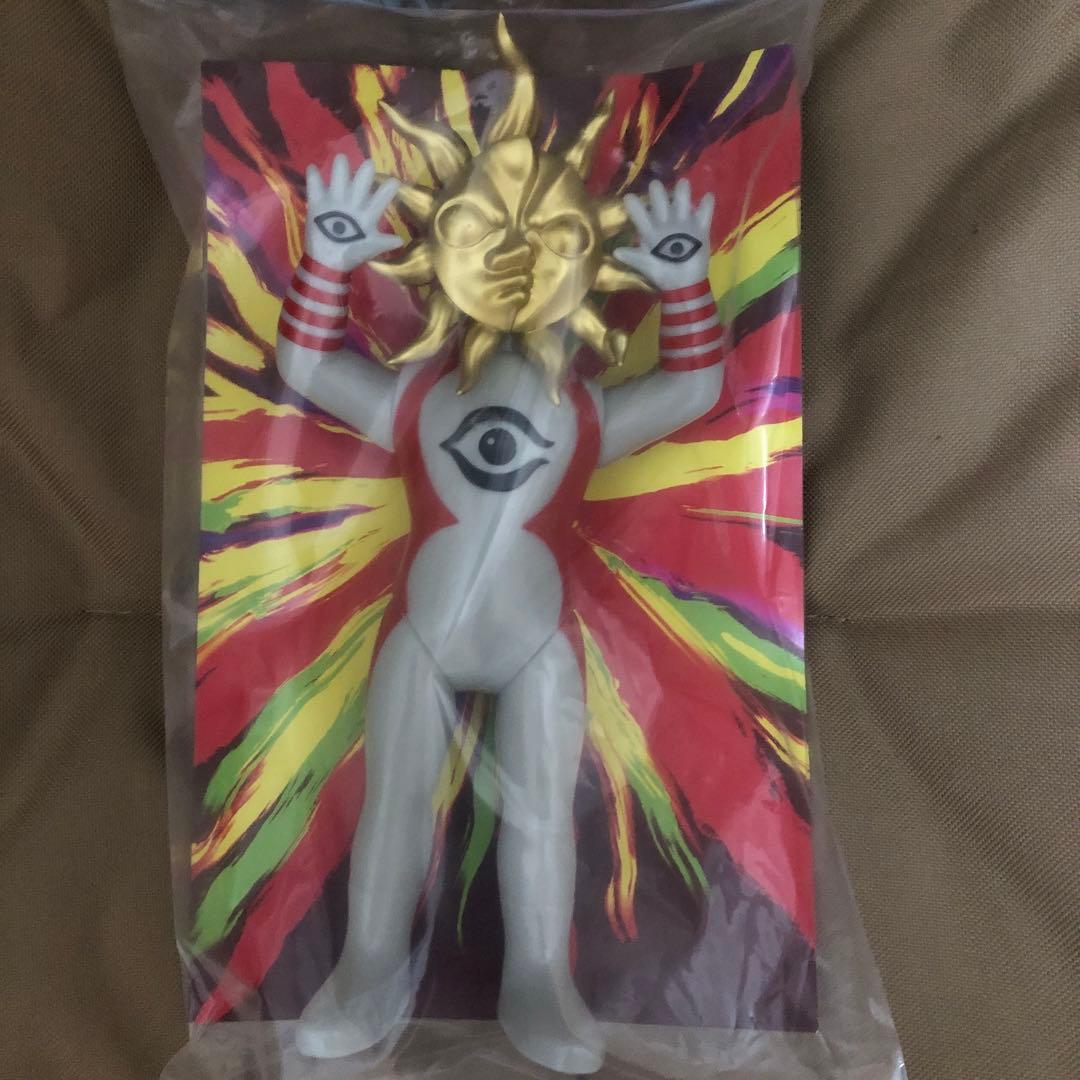 タローマン　ソフビ