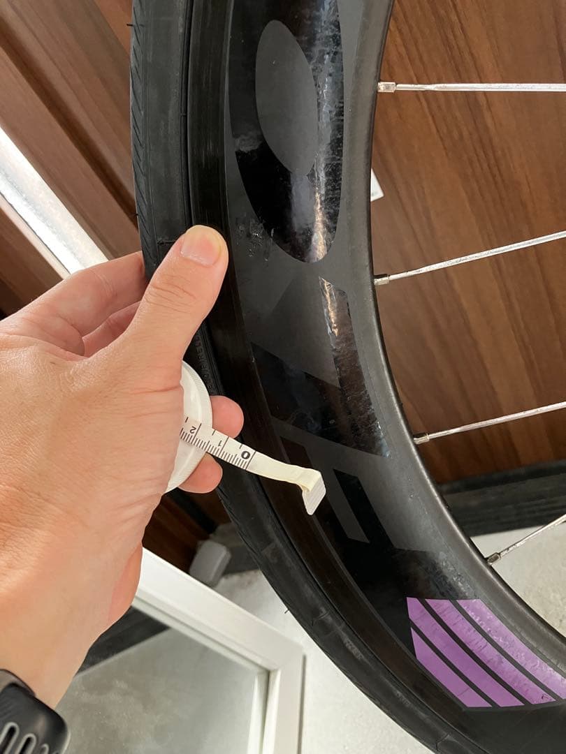 FLO カーボンディープリムホイール