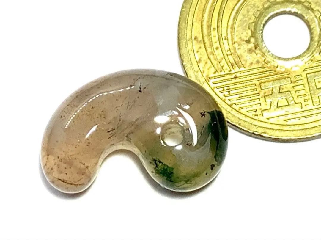 ✳絶品‼️佐渡の錦紅石『岩谷口五色勾玉』勾玉の最上位‼️ 2度と見る事はありません‼️