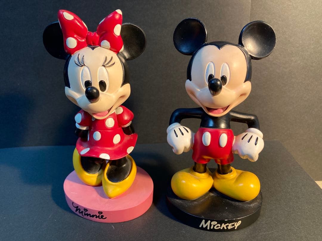 値下げ！ミッキー＆ミニー鉛筆デッサン額装2点➕公式フィギュア・セット
